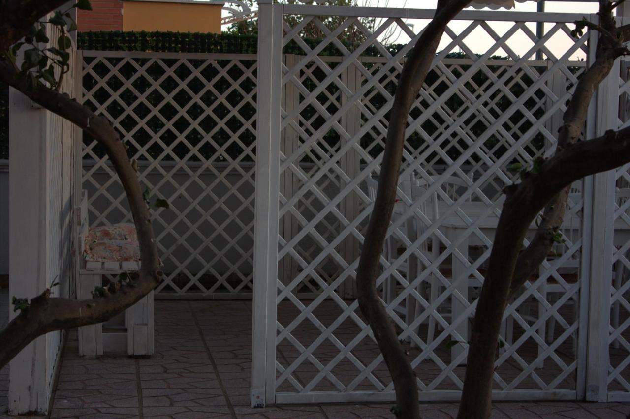 Fiumicinoa57 Bed and Breakfast Εξωτερικό φωτογραφία